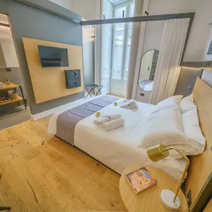 https://cafune-rooms.sicilyhotelsitaly.net