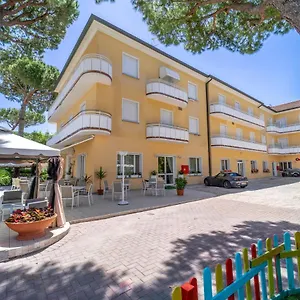 *** Отель Romagna Италия